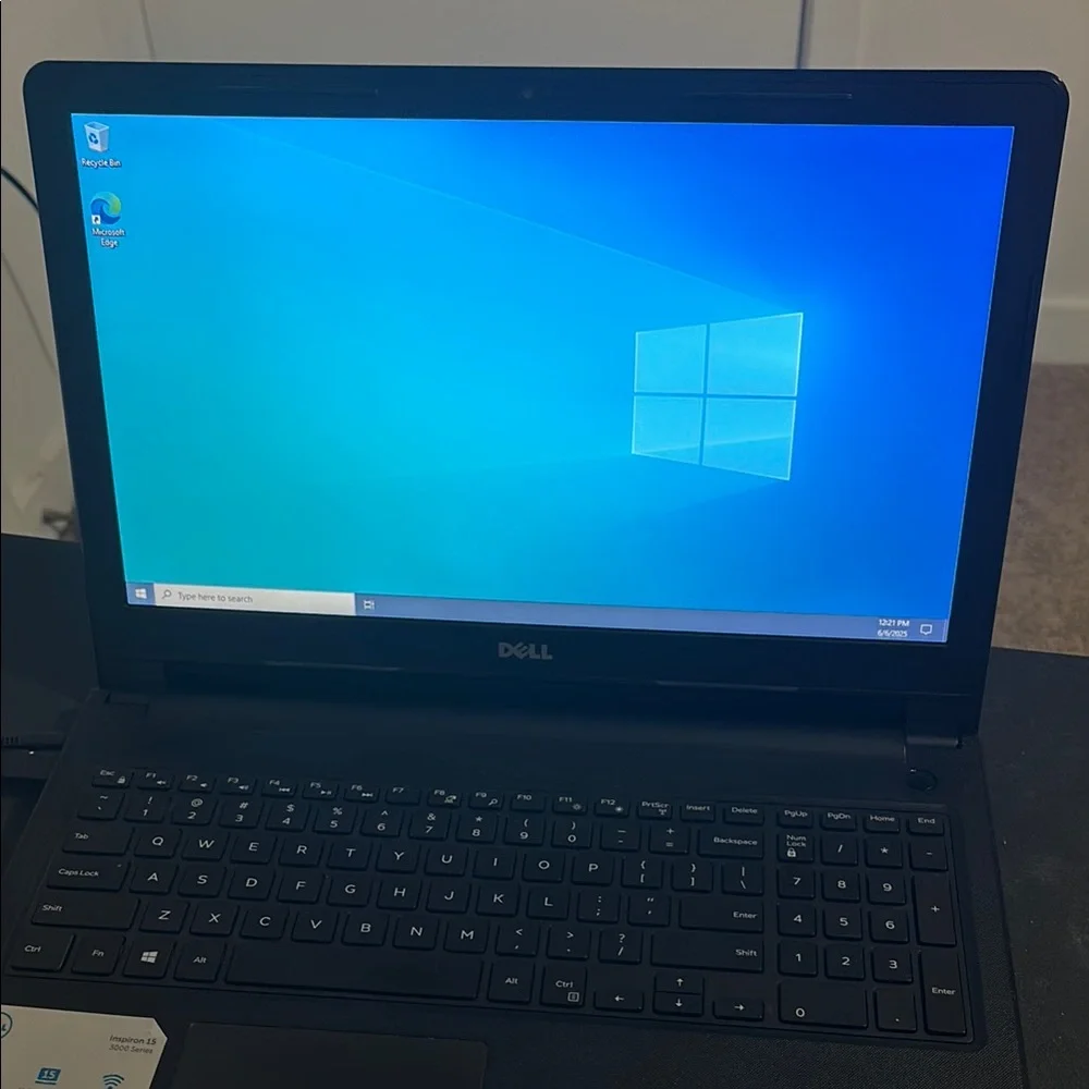 Dell Black Laptop with Numeric Keypad